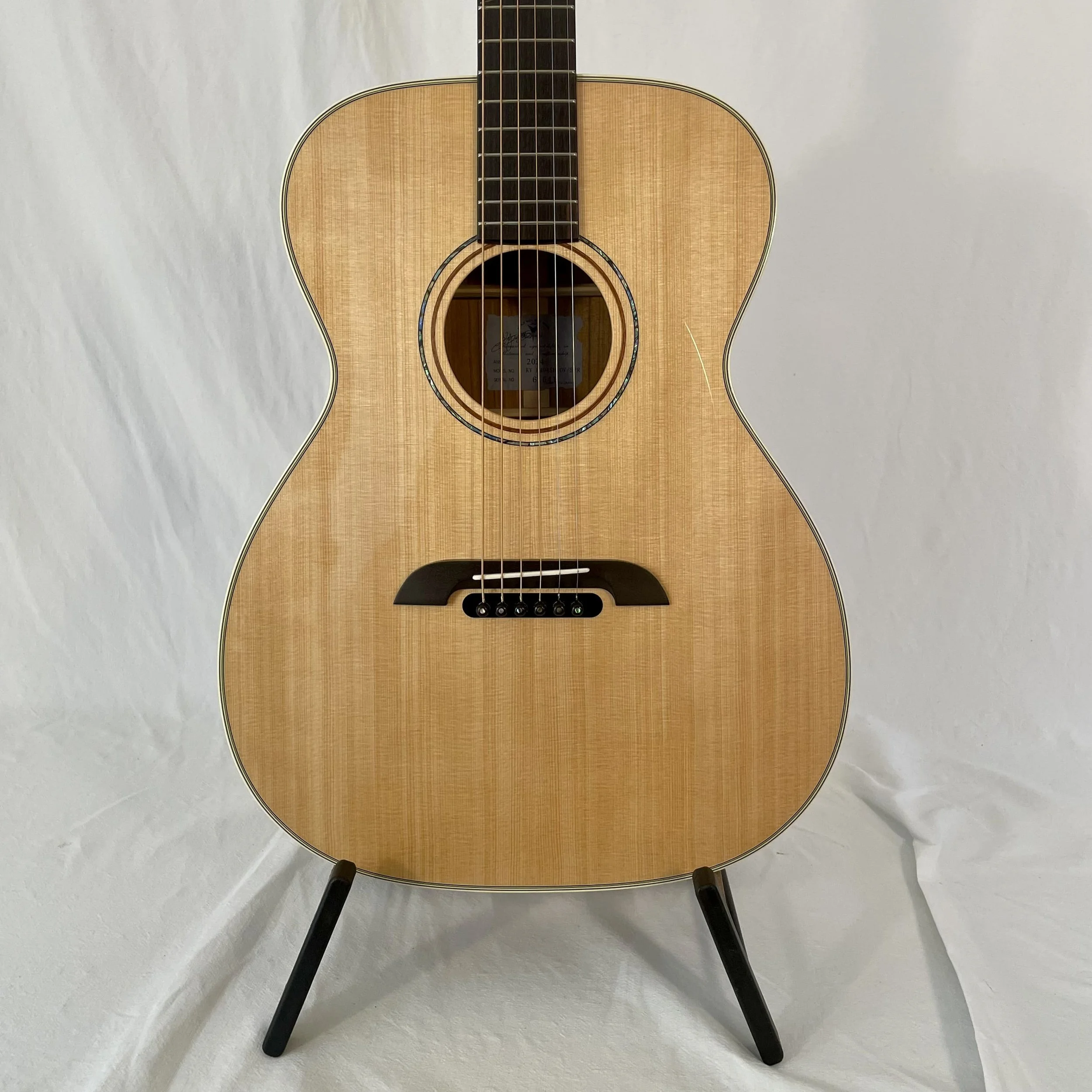Catalog | Discover Your Sound – Shop Now — K Yairi Guitars Europe Catalog | Discover Your Sound – Shop Now — K Yairi Guitars Europe